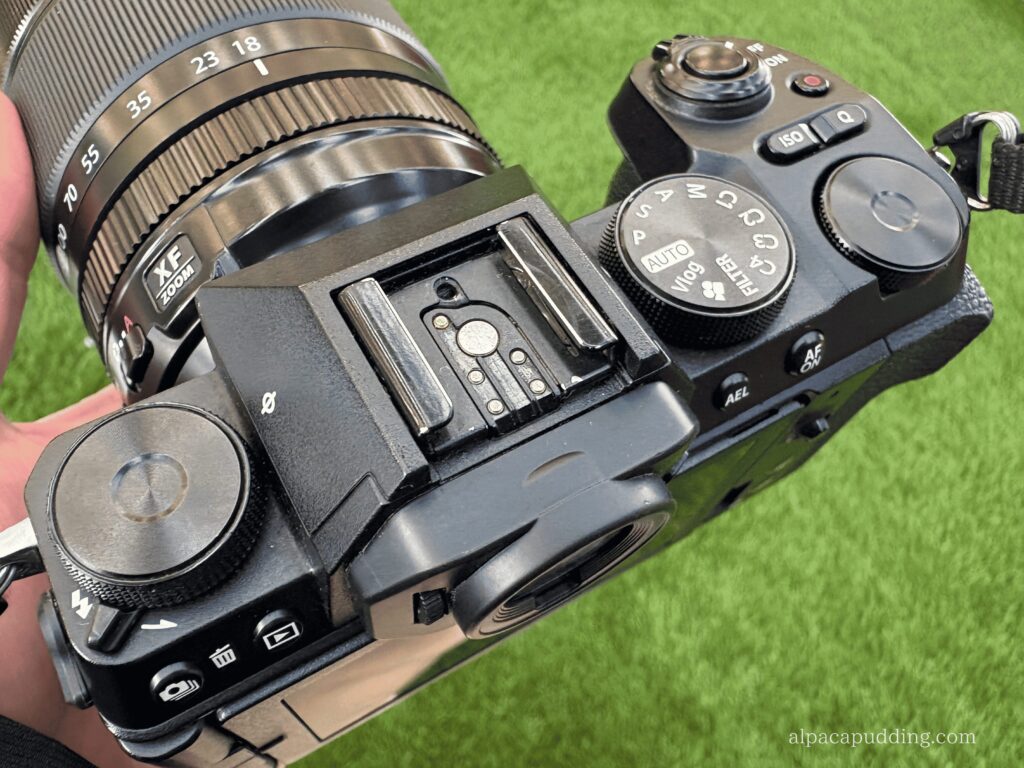 FUJIFILM X-S20（カメラ本体）