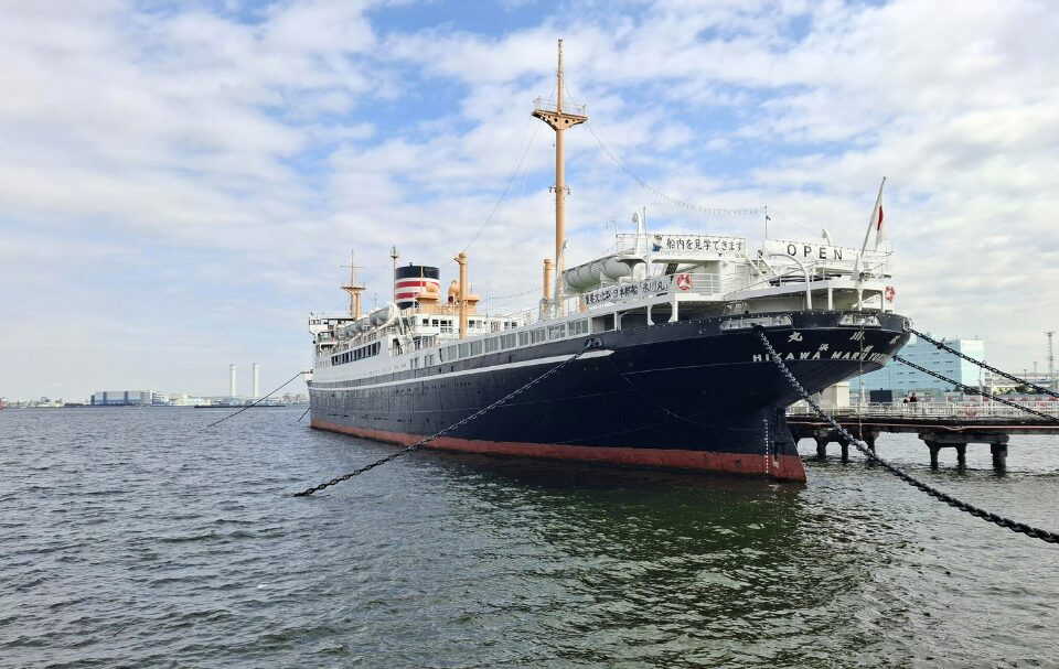 横浜カメラレンタル　山下公園｜海・氷川丸・ベイブリッジ